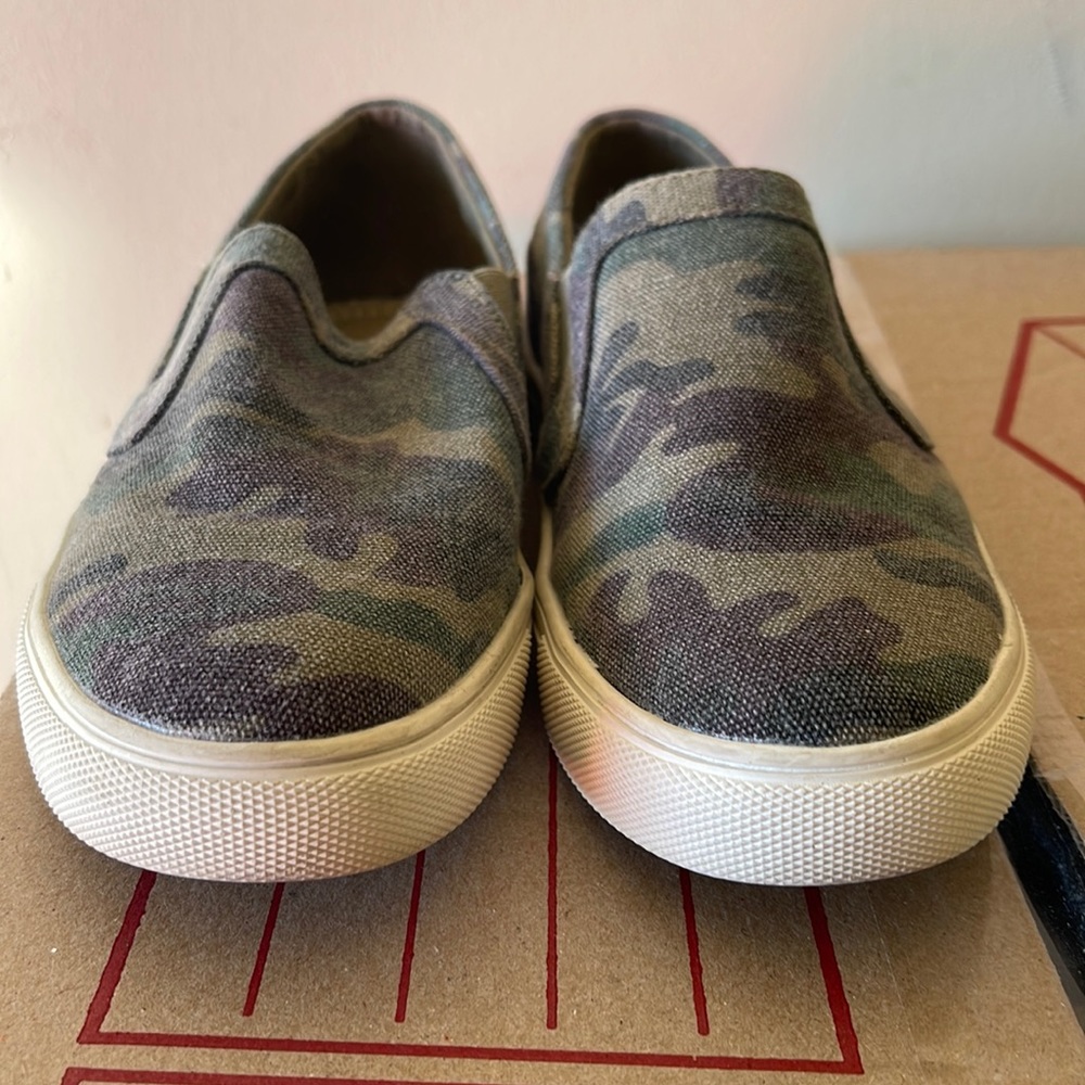 Camo shoes! 👟